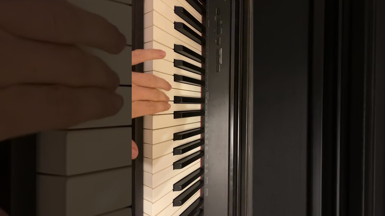 Чем отличается диез от бемоля на клавиатуре #импровизация #вокал #фортепианодляначинающих