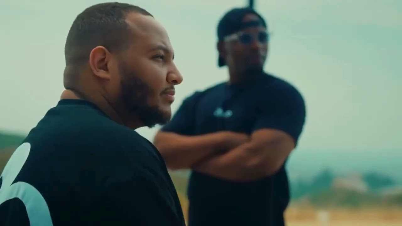 Bouss - Biff pas d’love (Clip officiel) (remix)
