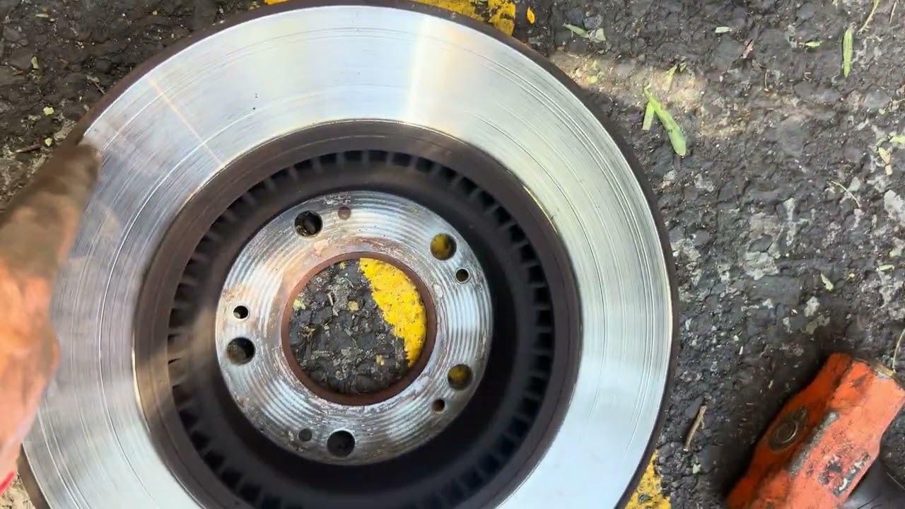 Rectificación de discos y cambio de pastillas de freno Hyundai creta 2020 
