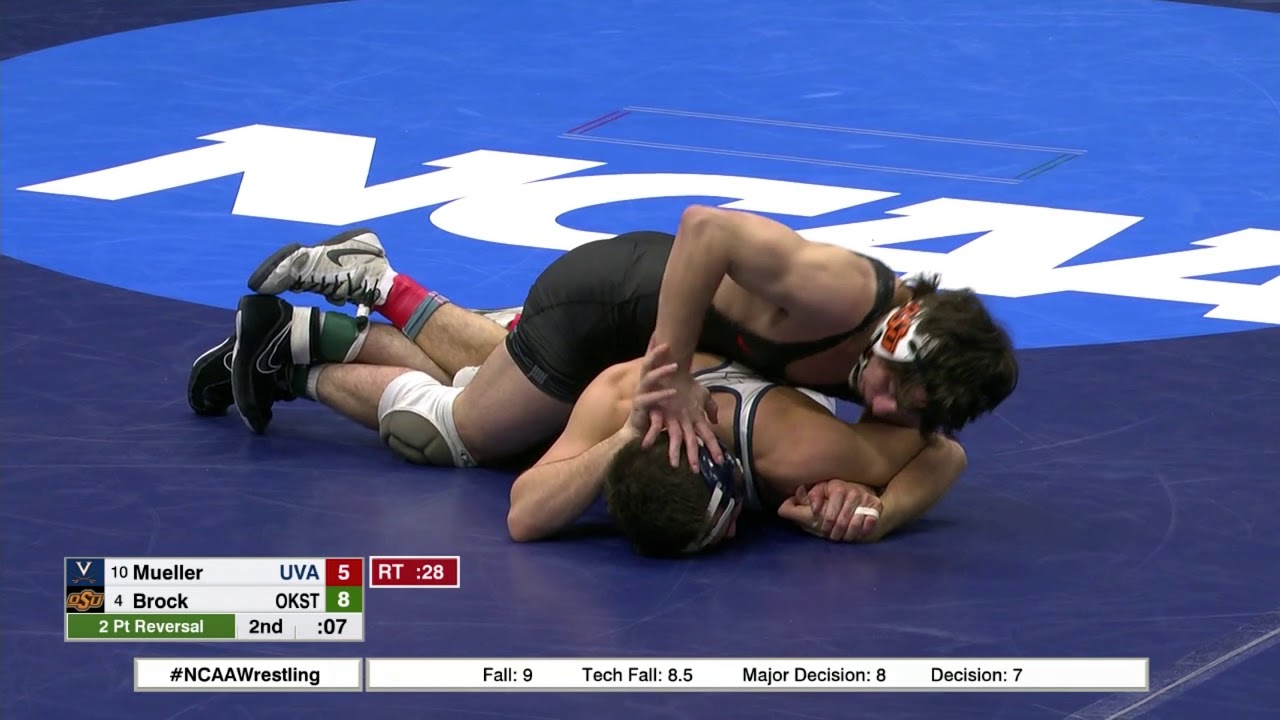 133lbs: Kaid Brock (Oklahoma State) maj dec Jack Mueller (Virginia)