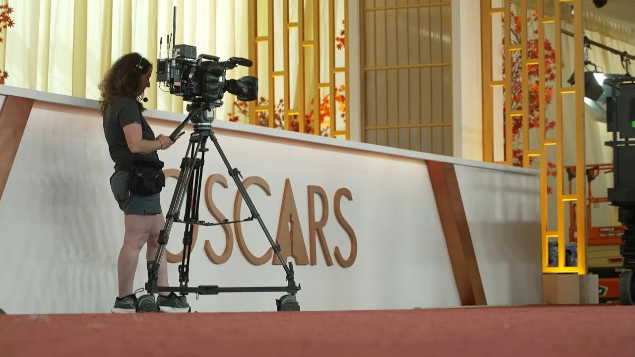 Tapete vermelho do Oscar recebe toques finais | AFP