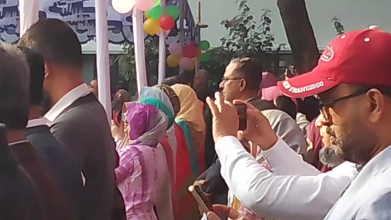 হলিক্রস কলেজের ডিসপ্লে ২০২৬