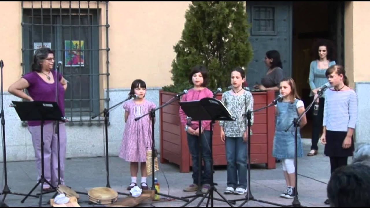 12 - Carabiruri - Coro infantil