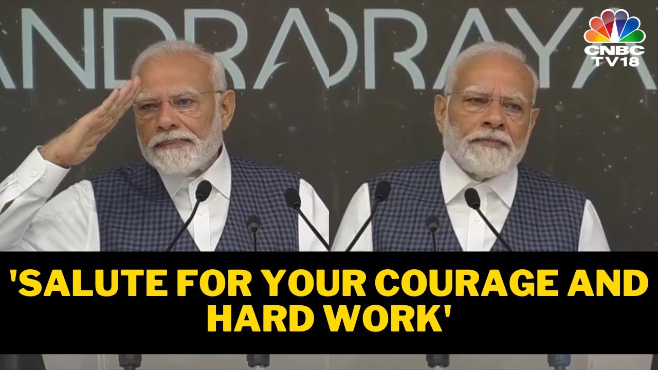 PM Modi Gets Emotional, Says I Was So Eager To Meet You & Salute You | PM In ISRO | Chandrayaan-3