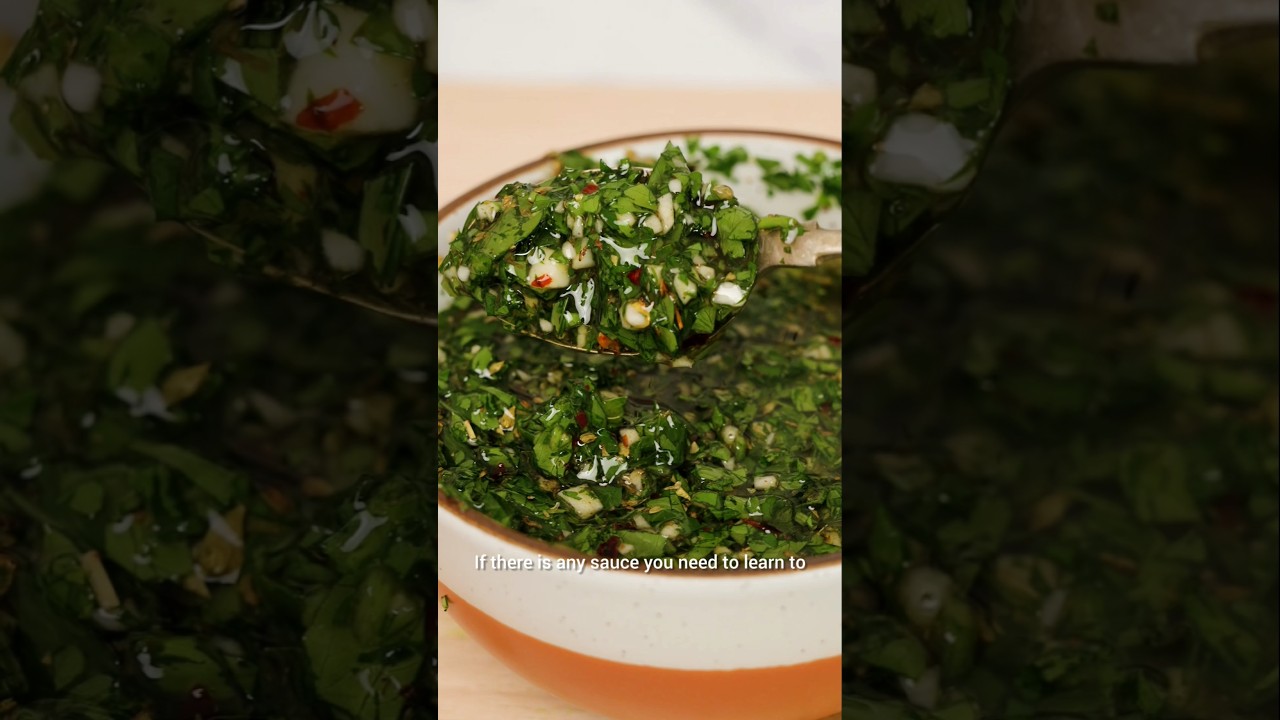 This homemade cilantro parsley chimichurri comes together in 5 minutes. #chimichurri
