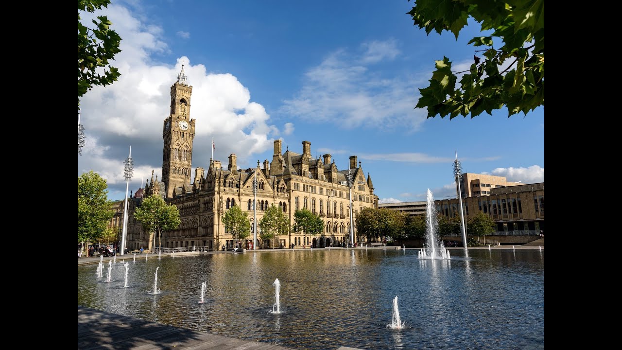 BRADFORD UK 4K VIDEO AVATA PRO DRONE
