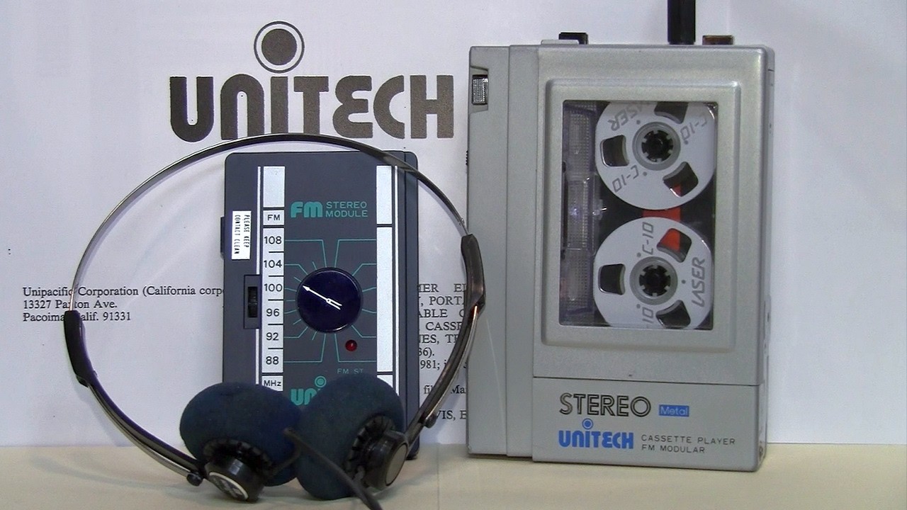 Phony Sony: 1982 Unitech IS-113F Walkman clone cassette player