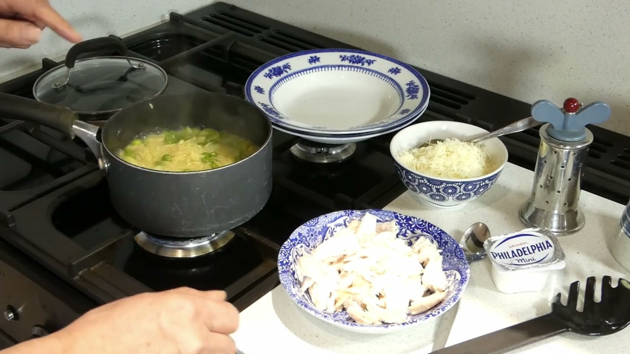Becky Makes... Creamy Chicken Pasta