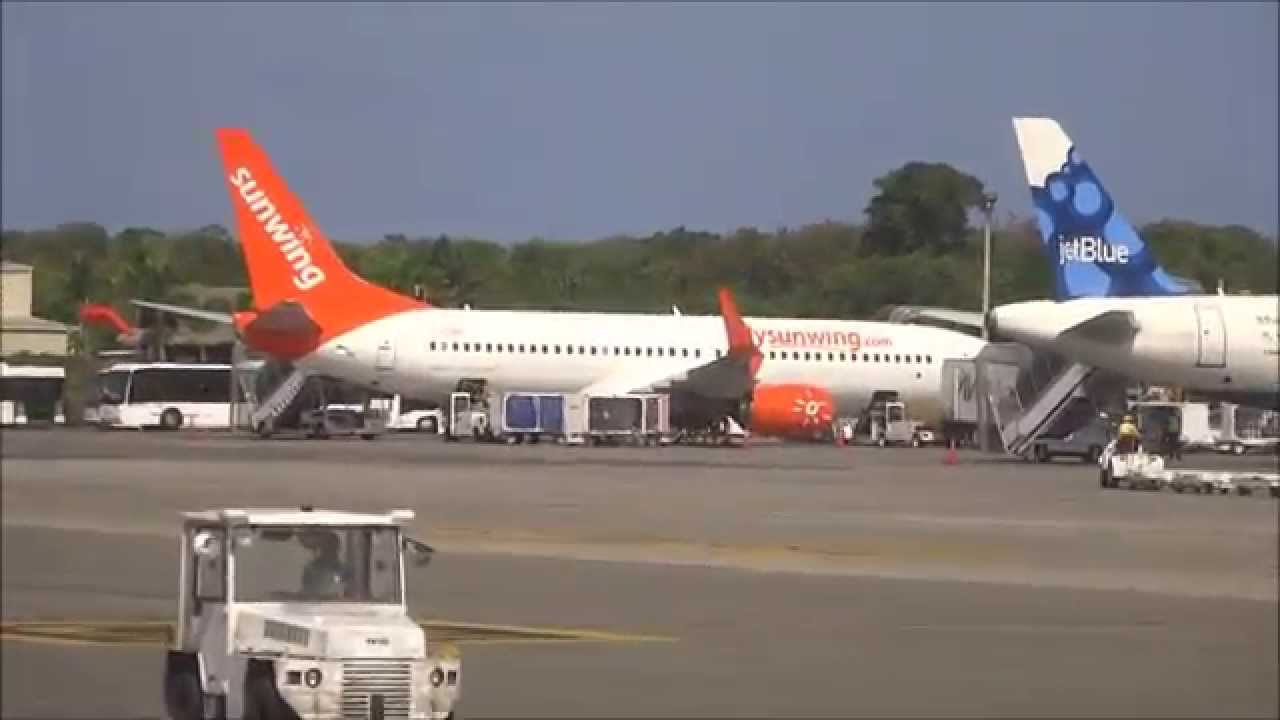 Punta Cana TAKE OFF to Toronto Boarding WestJet Airlines