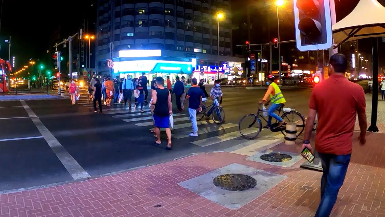 Exploring and Walking in Bur Dubai at Night (April 28, 2021)