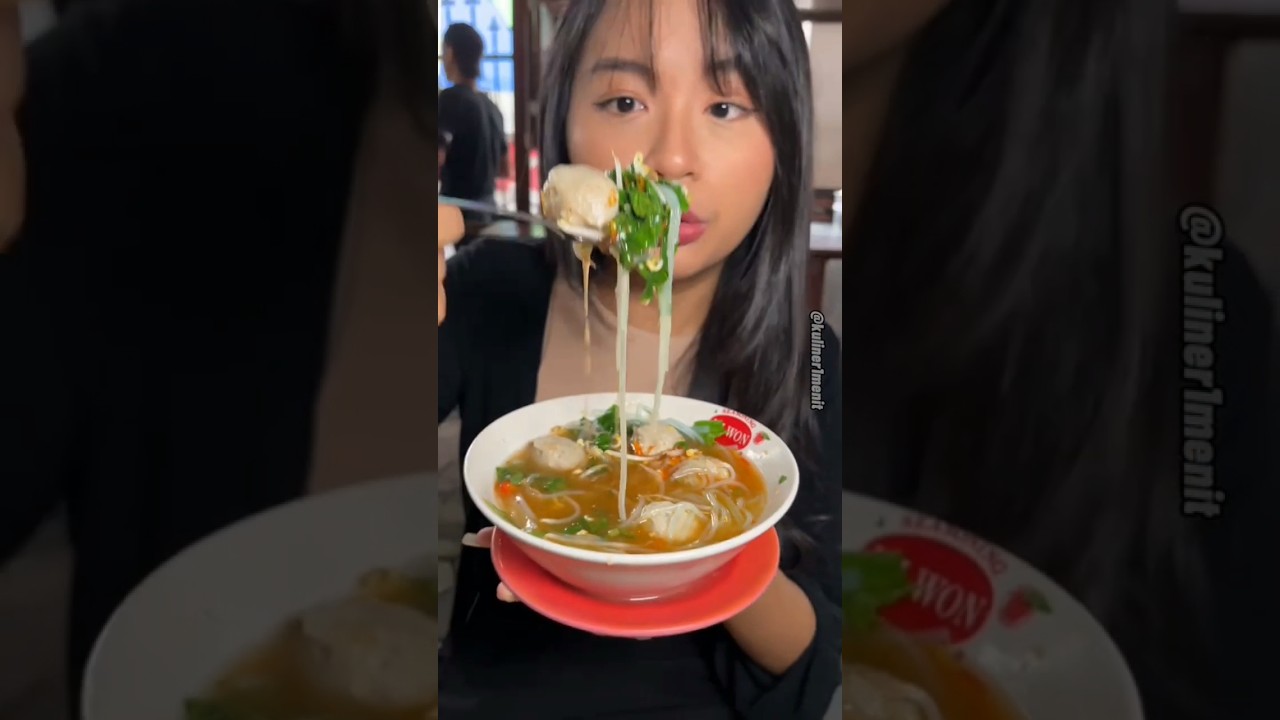 Mukbang bakso sayur gratis #kulinerpedes #food #makananpedes #mukbang #foodie