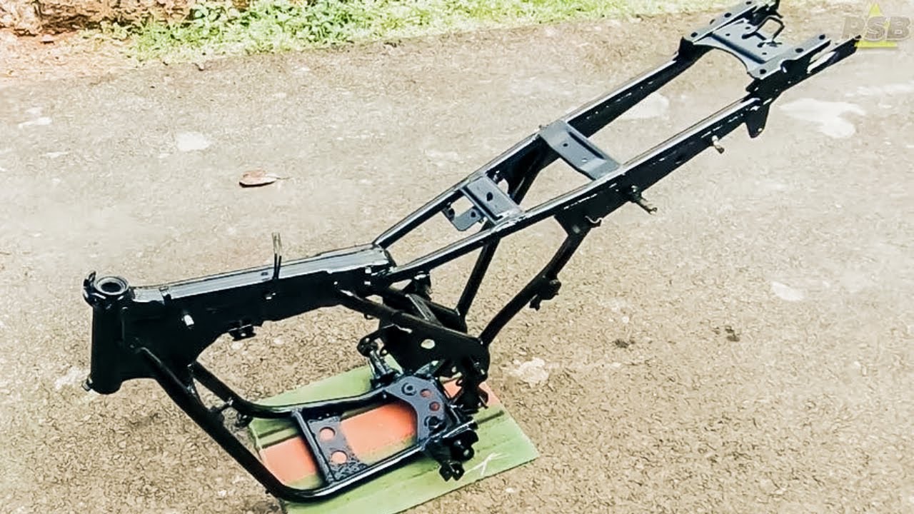 Painting A Motorcycle Chassis Without Hanging | Original Like Glossy Black! | English