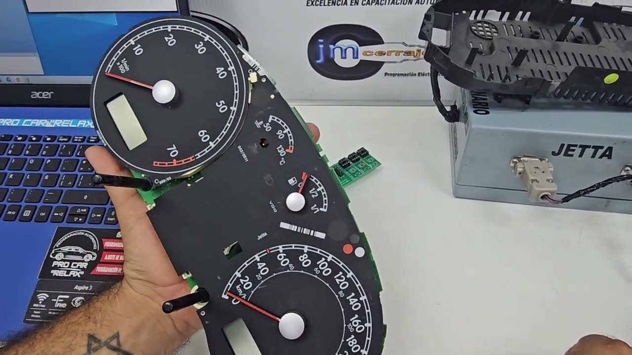 Calibración de  agujas de Cuadro de Instrumentos o Cluster en vw