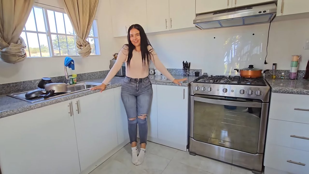Woow que hermosa cocina tiene Josselin😍la que siempre soño.
