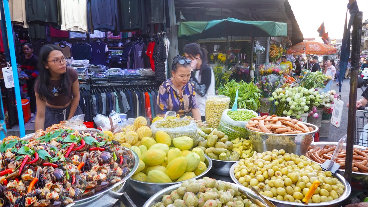 Cambodia Night & Morning Street Market Food Tour - Seafood, Sour Fruits, Meatball, & More