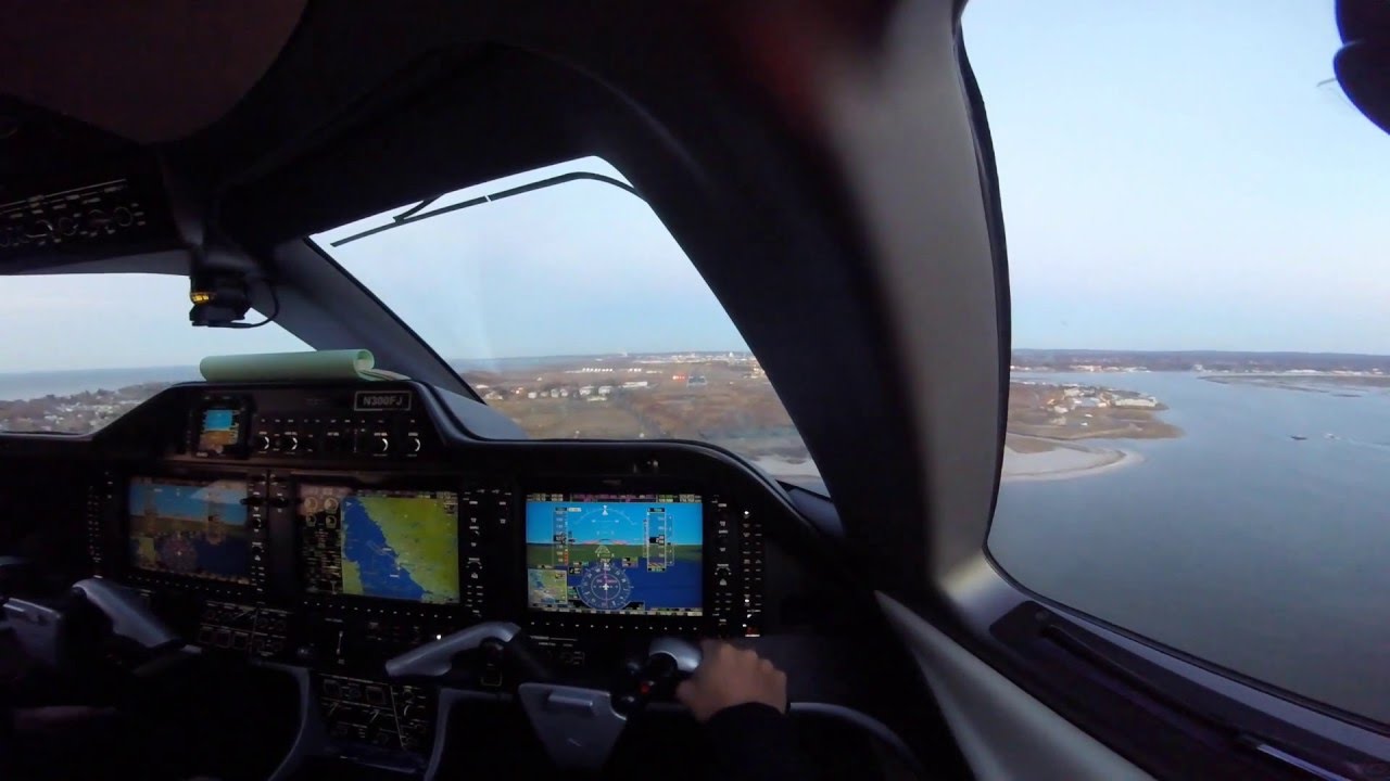Phenom 300 - Sunrise Flight