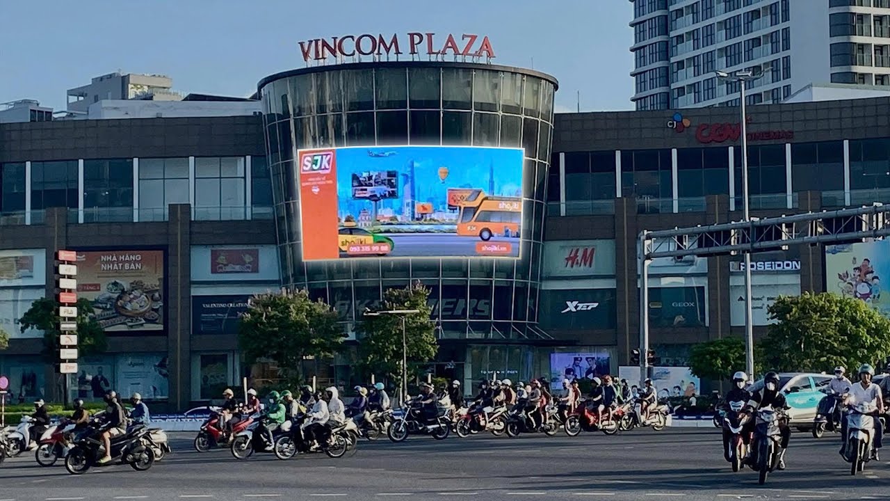 Vietnam Danang Beach Area und Vincom Plaza