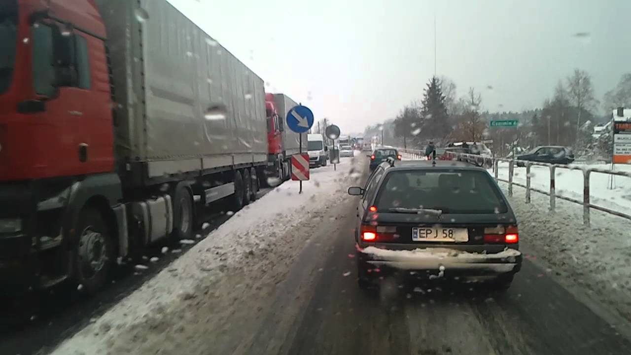 Gigantyczny korek DK nr8 Kepno - Bralin - Syców 16.2.2012