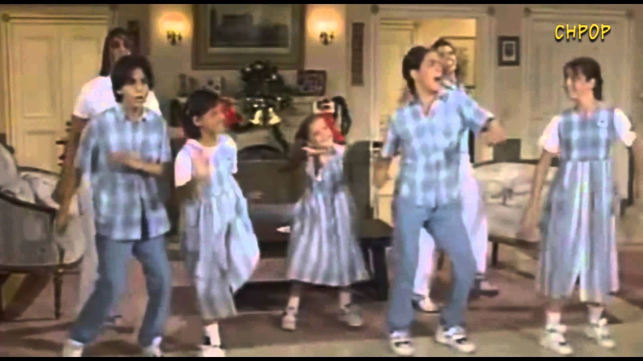 CHICAS Y CHICOS (musical hogar)