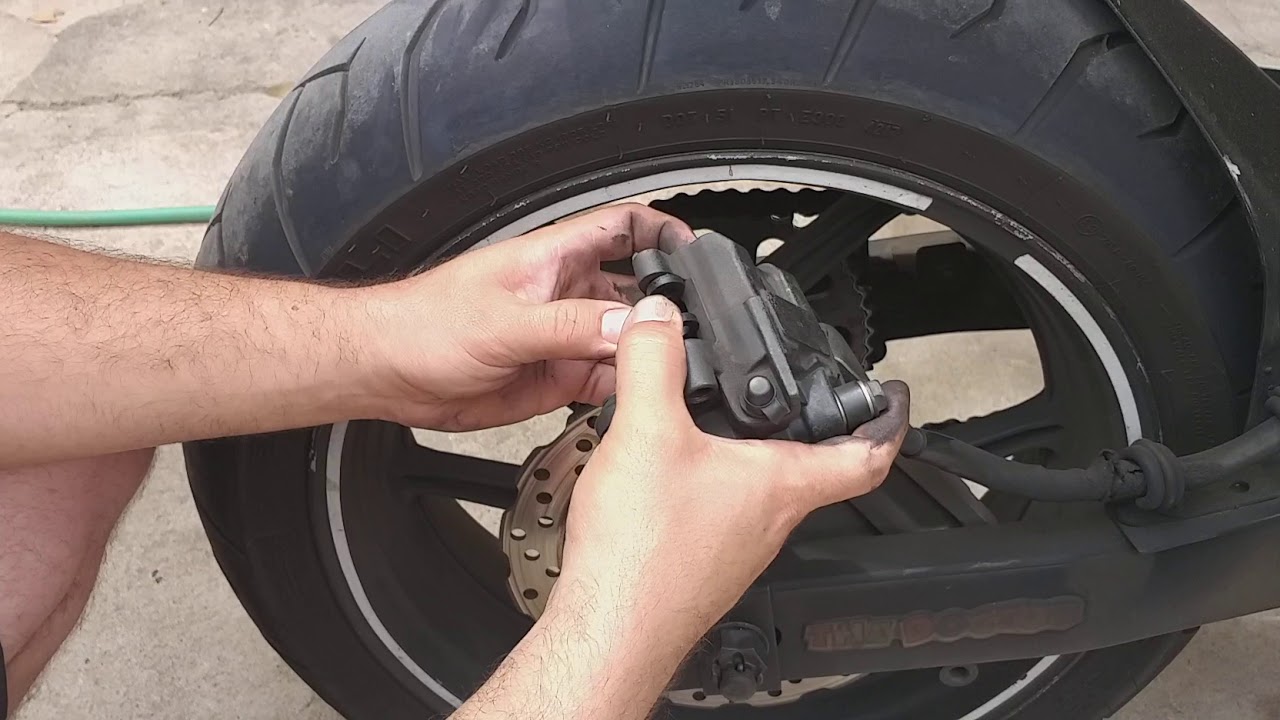Trocando a pastilha de freio da kawasaki z750