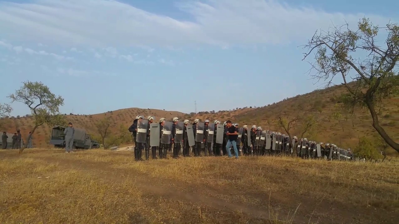 Tamassint مسيرة 04-07-2017, لحظة وصول المسيرة للحاجز القمعي ب ذوكاٽ