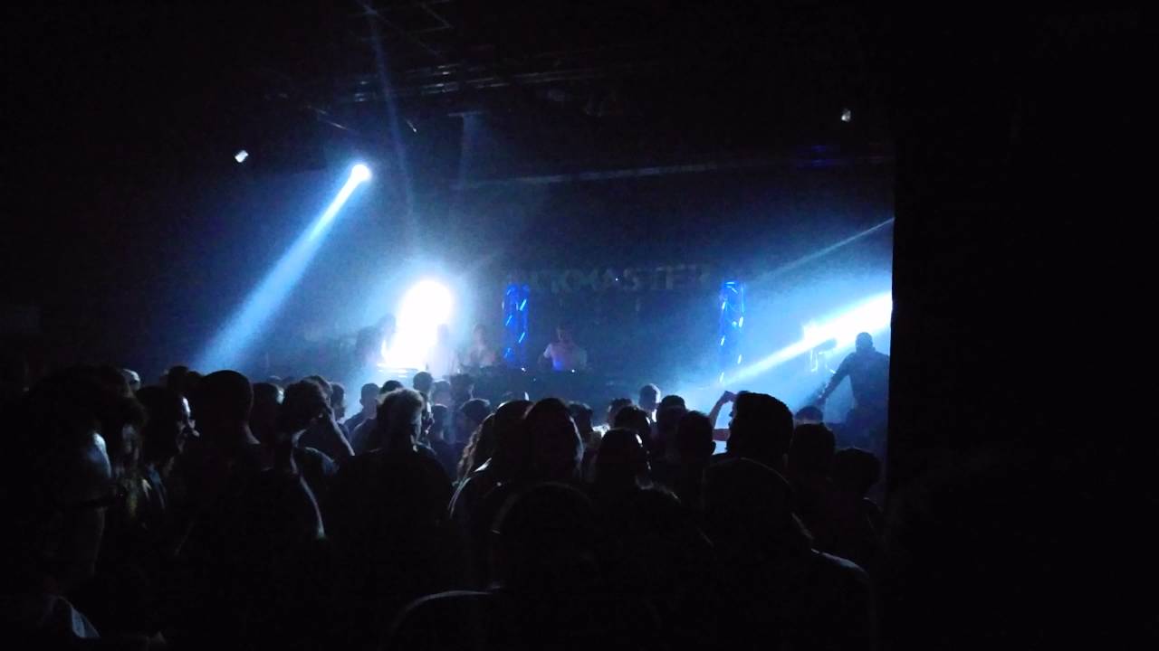 JACKMASTER plays Timbuktu by Jerome Sydenham & Dennis Ferrer @SERENDIPITY CLUB (Foligno-Italy)