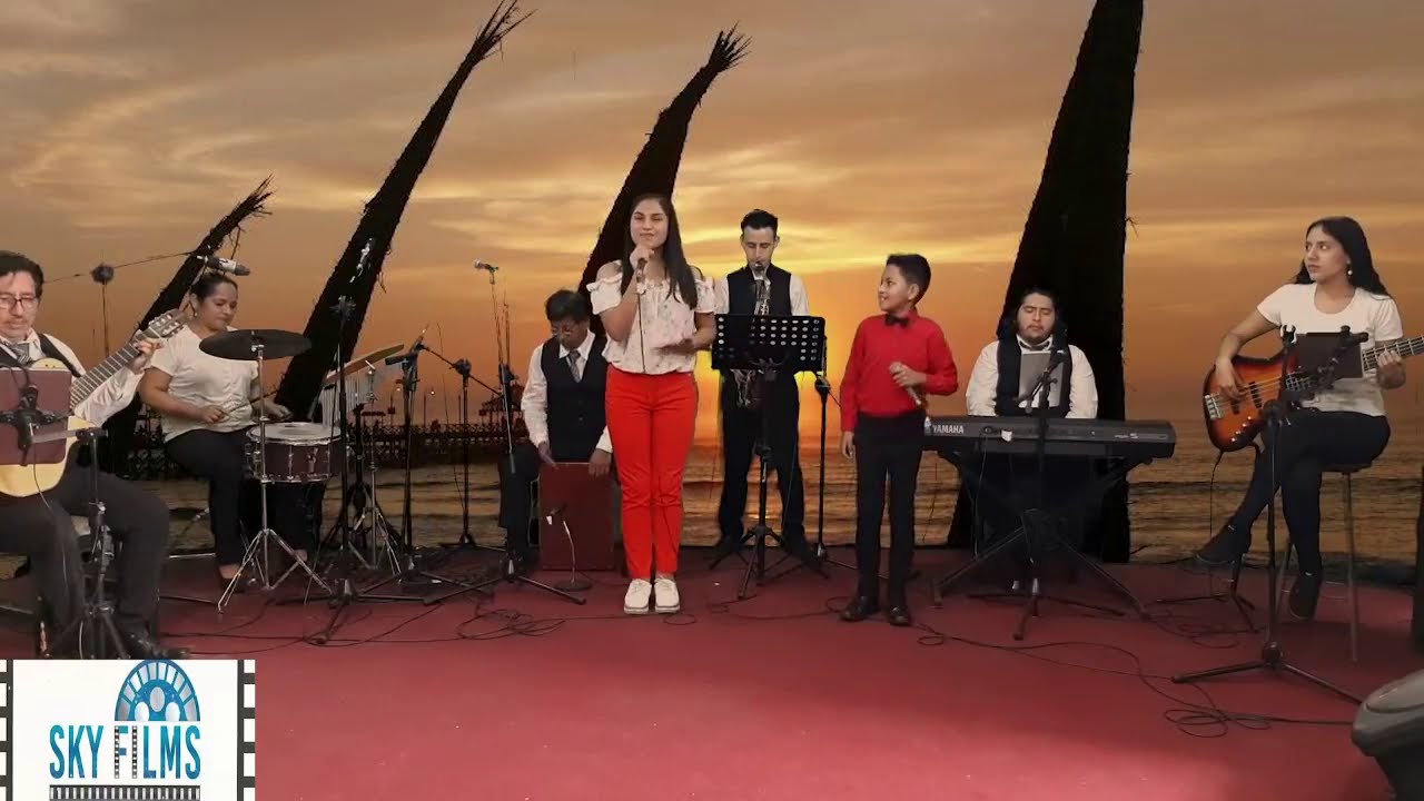 Marinera Navideña - Karen Aracely ft David Baluarte
