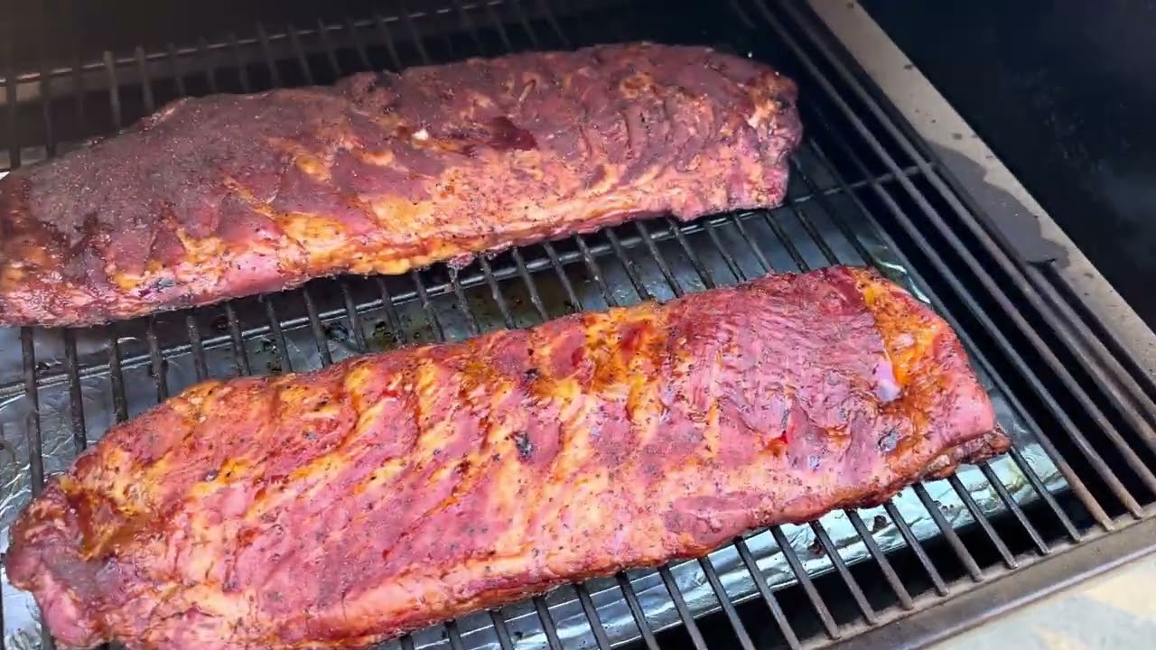Spare ribs on the Recteq 590 Deck Boss