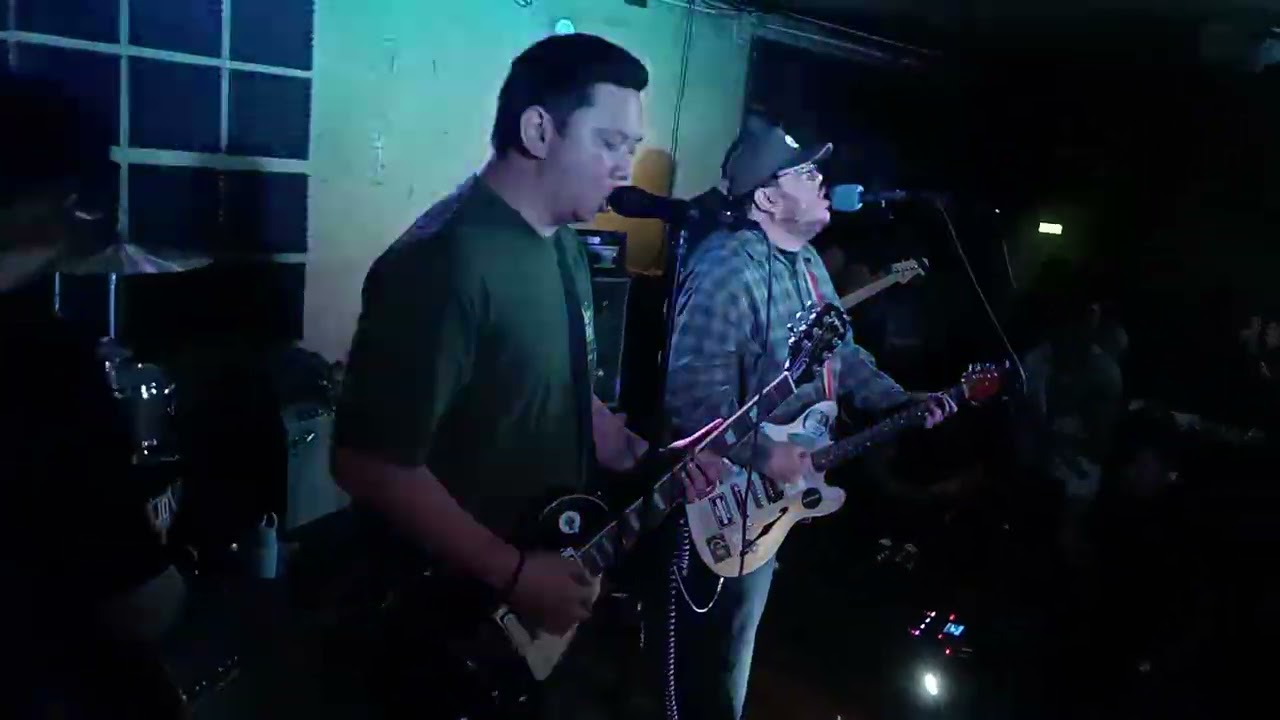 Mayonnaise - Bakit Part 2 Live: Sagujio 