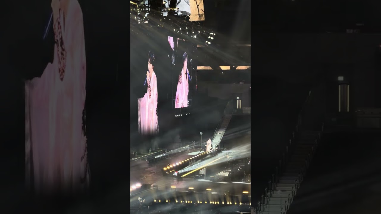 周深《光亮》深深的 HK NYE 31.12.2025