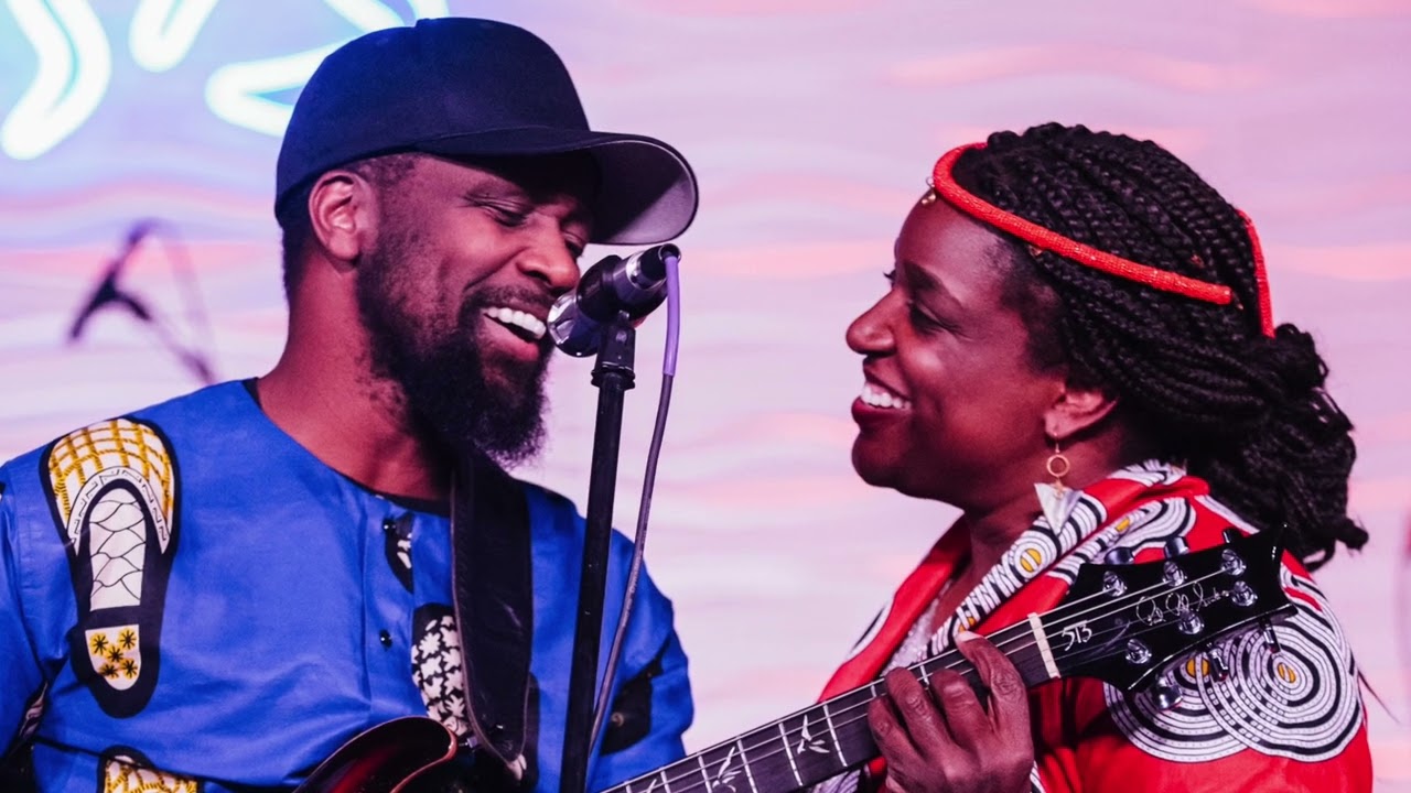 Zivanai + Helen Masango play 'Usacheme' @ 2022 Under One Sky