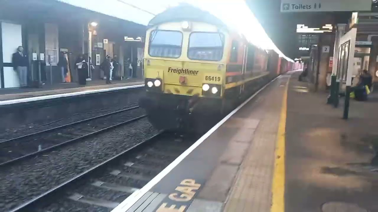 Trains at Nuneaton (24/10/2025)
