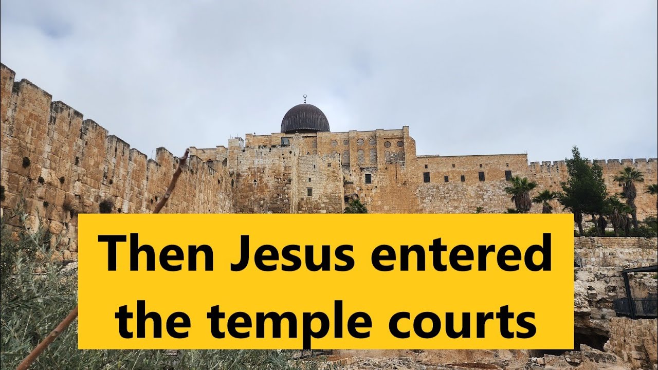 Archaeological journey to the Temple's Gate (Jerusalem) from which Jesus and the apostles entered