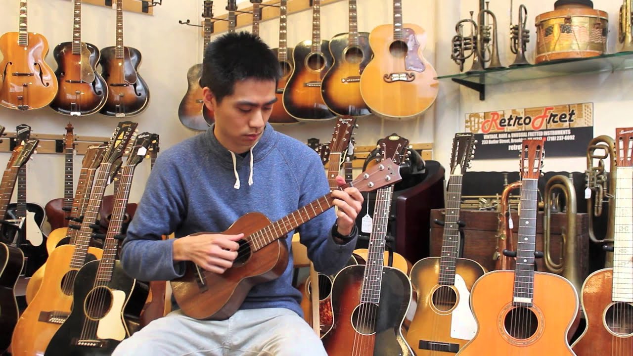 Comparing Vintage Gibson and Martin Tenor Ukes at Retrofret