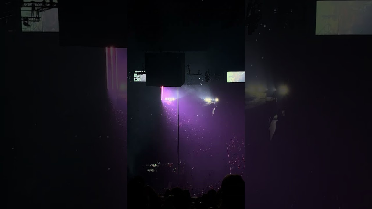 Space Cowboy- Kacey Musgraves (Live at Prudential Center) 9-9-24 Deeper Well Tour