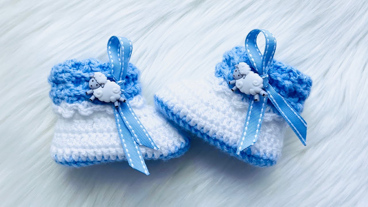 Son una Ternura 😍 Zapatitos, Escarpines, Botines para Bebés con Ganchillo  Ajuar Leo Gotas de Nieve