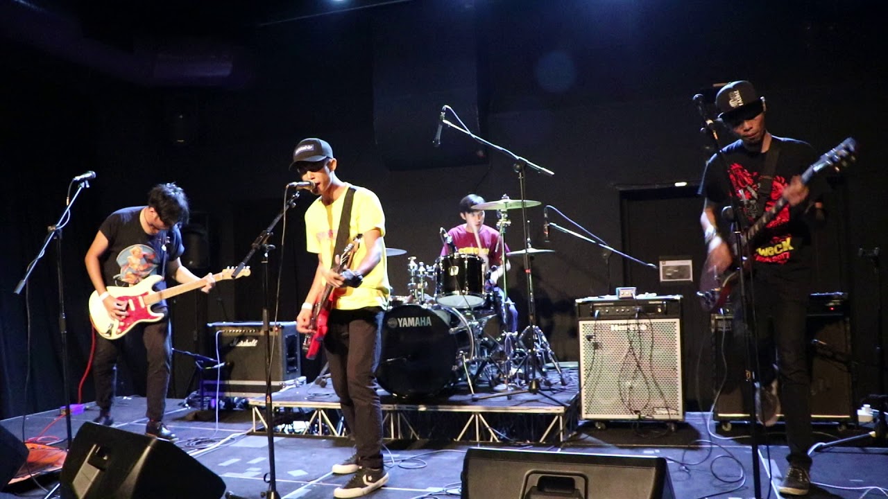 Standover - Arcade(Live At Lithe At Substation)
