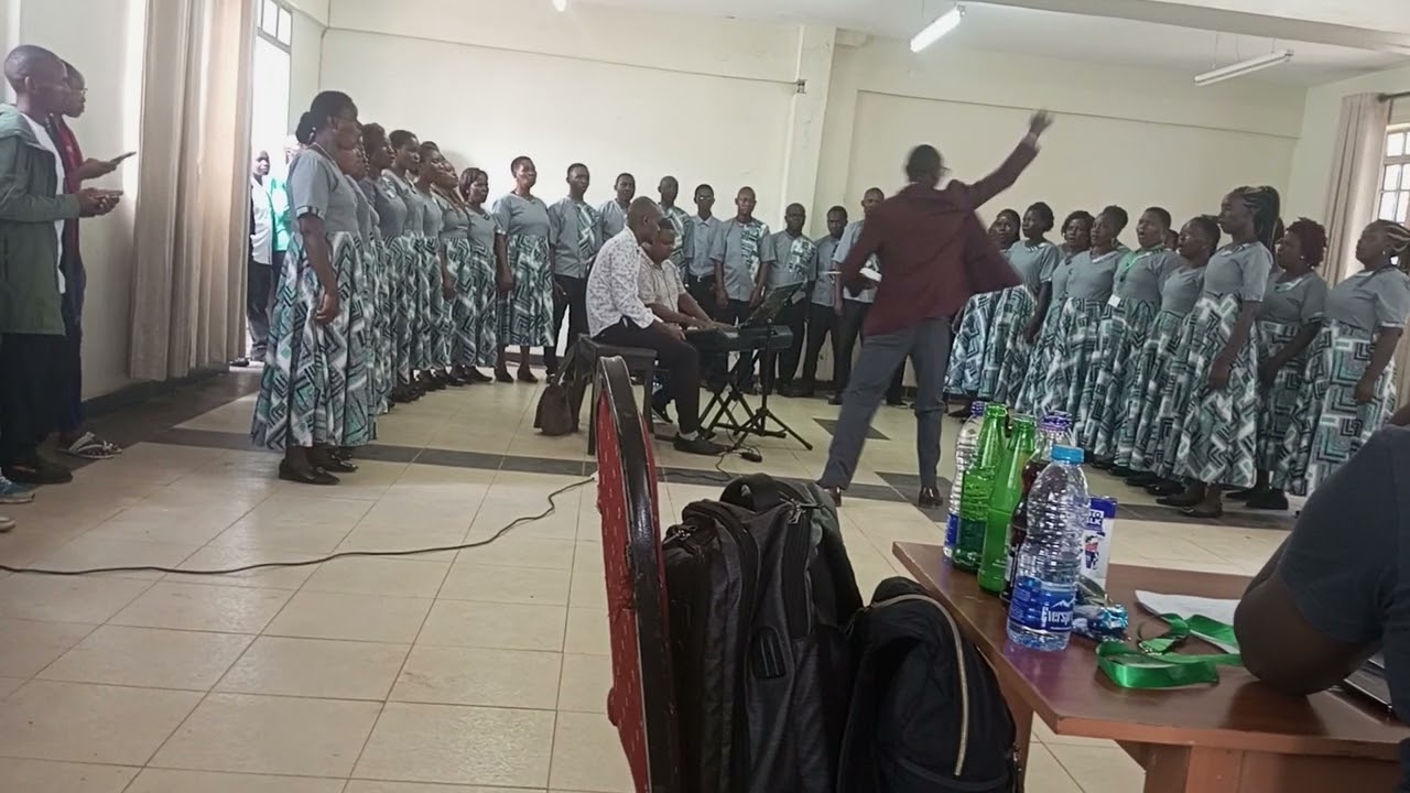 QUONIAM TU SOLUS SANCTUS BY ANTONIO VIVALDI PERFORMED BY ST. PAUL IKANGA