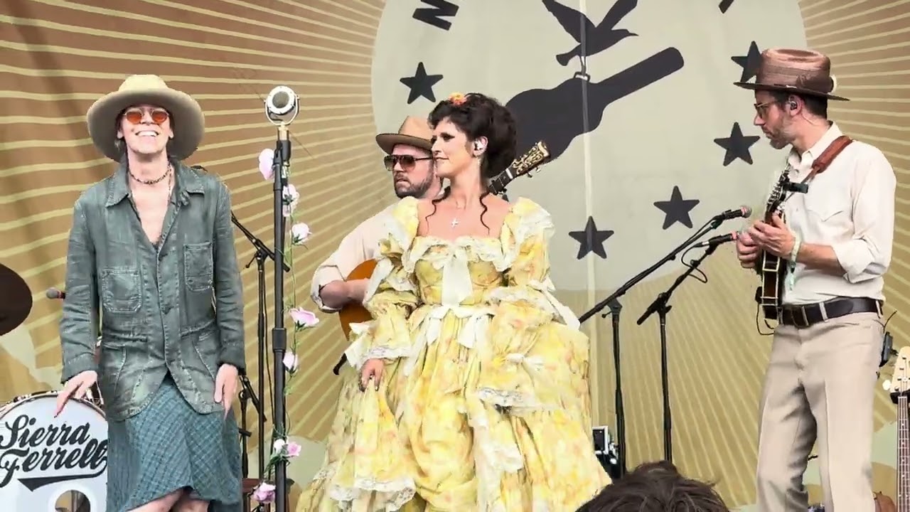 Sierra Ferrell and Gillian Welch- Handsome Molly (traditional cover)- Newport Folk Festival 2024