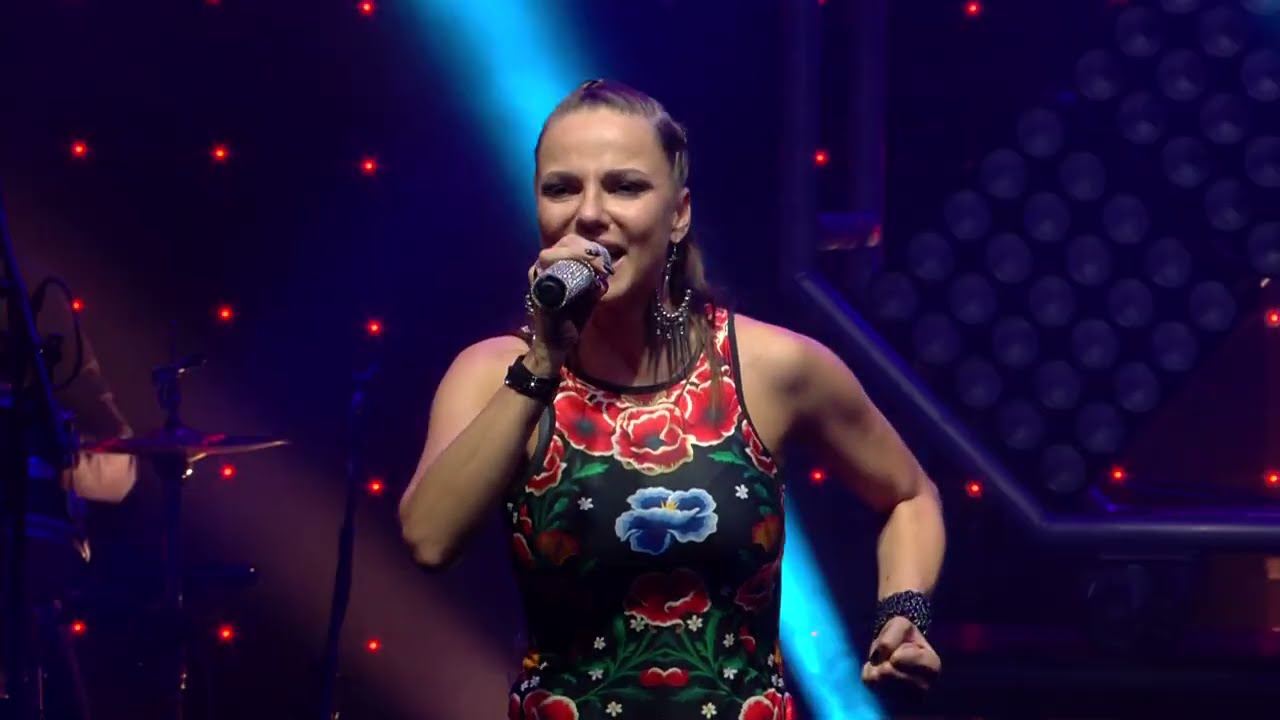 Péter Szabó Szilvia - Nem lesz több tánc | LIVE (Raktárkoncert, 2020)
