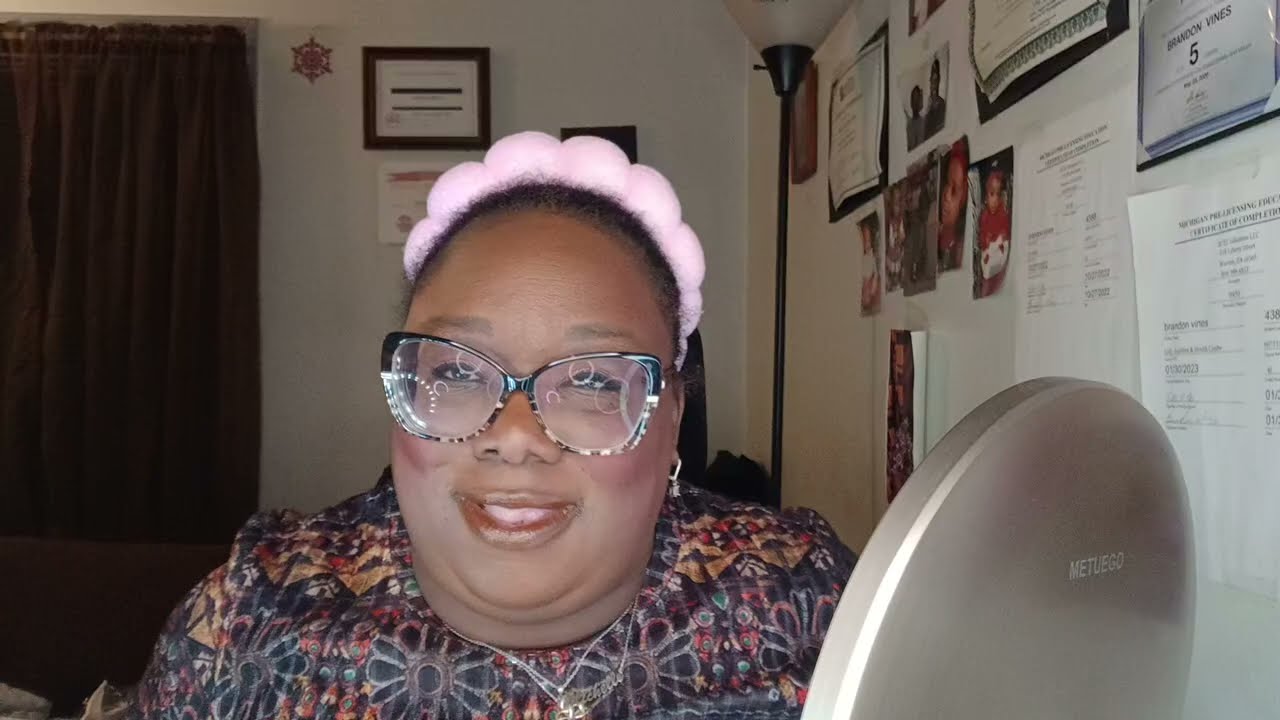 Product battle: Showdown of @lancomeusa  makeup removers!