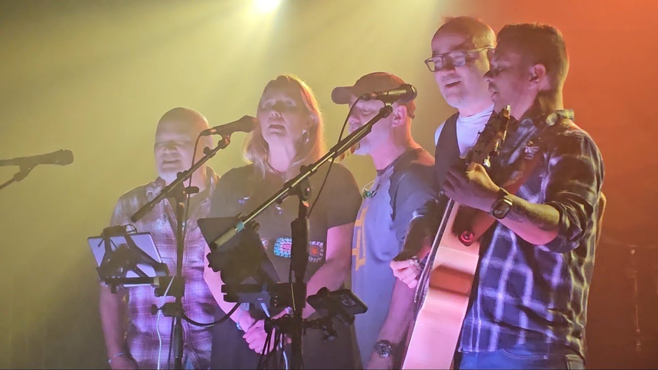 One Of These Nights - Seven Bridges Road / Hotel California (29-11-2025)