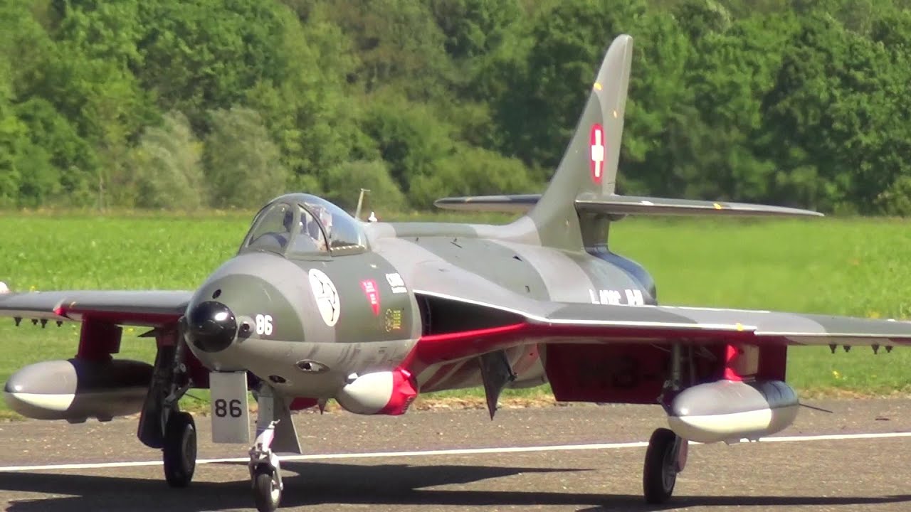GIANT RC JET SWISS HAWKER HUNTER F-58 ULTRA DETAILED SCALE MODEL SWISS AIR FORCE