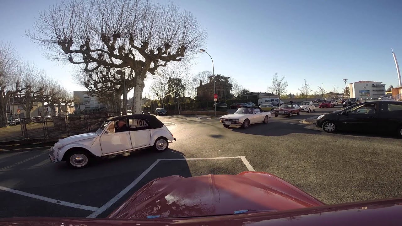 d&eacute;part des voiture du Tarn R&eacute;tro Club d'Albi