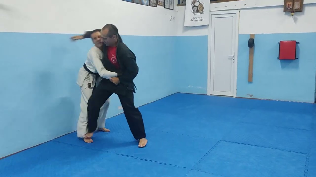 Slow and easy real aikido jiyu kumite