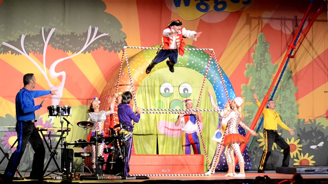 Wiggles Hershey PA 2012 Rock a Bye Your Bear & Captain Feathersword Challenge