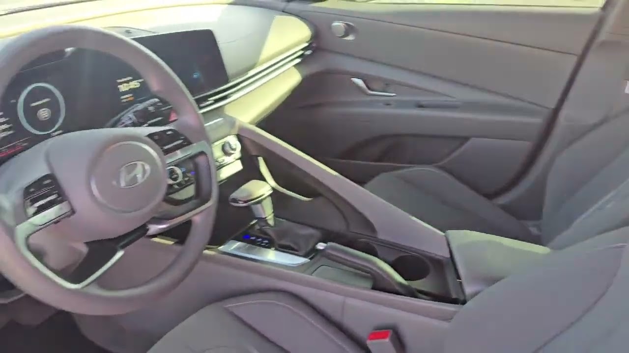 2024 Hyundai Elantra SEL Sedan Brownsville  South Padre Island  Harlingen  Weslaco  McAllen  Pharr
