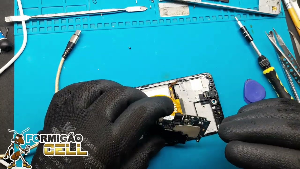 Samsung A51 não carrega não  liga ...