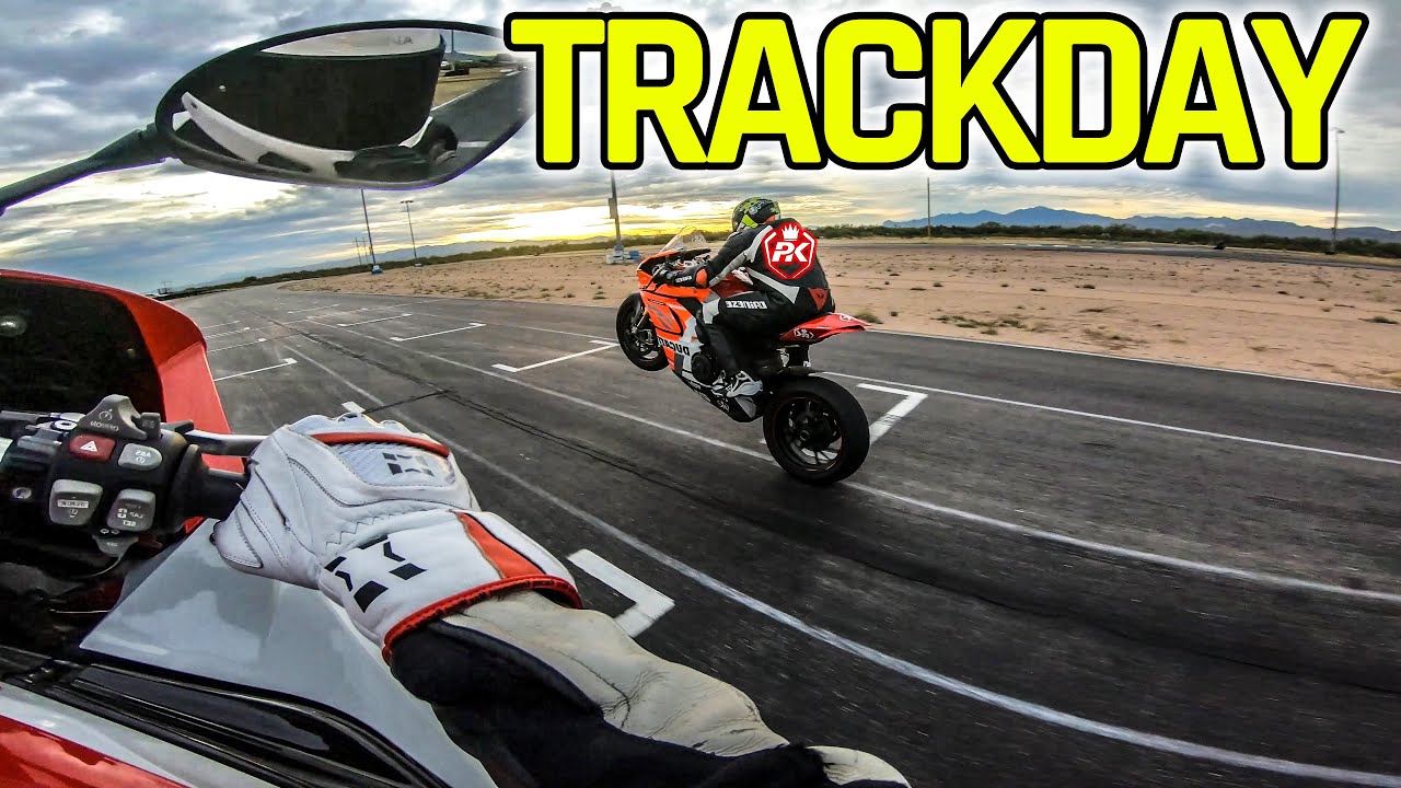 MaxWrist TRACKDAY with Panigale King!