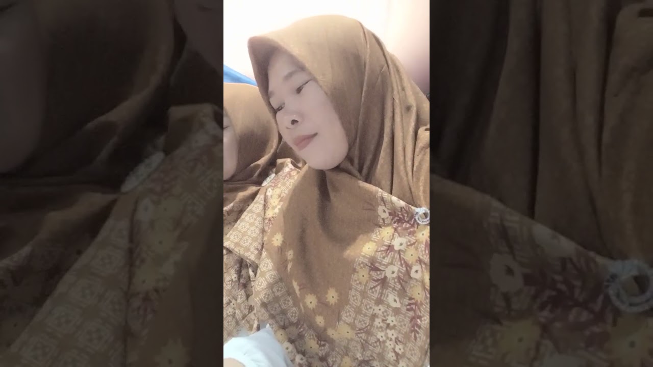 Sajadah merah,,